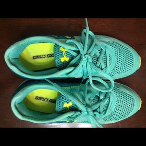 Women’s UA Shoes
